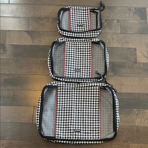 Stylish Black and White Travel Organizer Set of 3